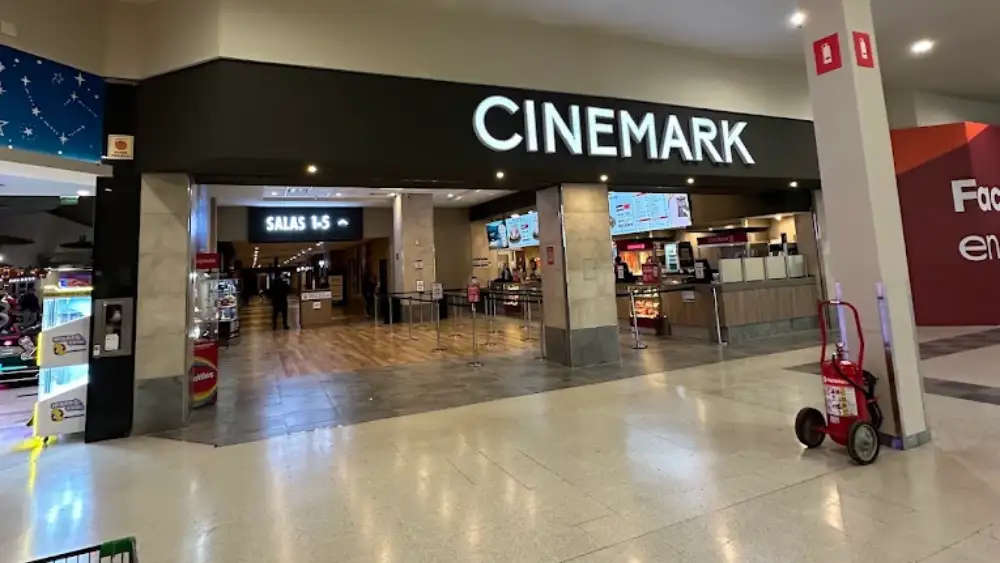 Cinemark Parque Brown